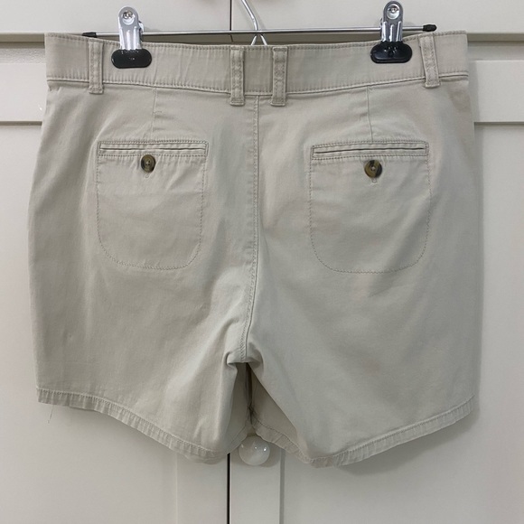 Dockers khaki shorts.  EUC - Picture 3 of 8